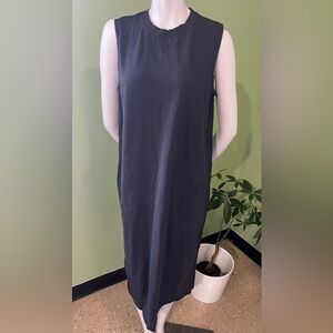 Everlane Black Sleeveless Midi Dress